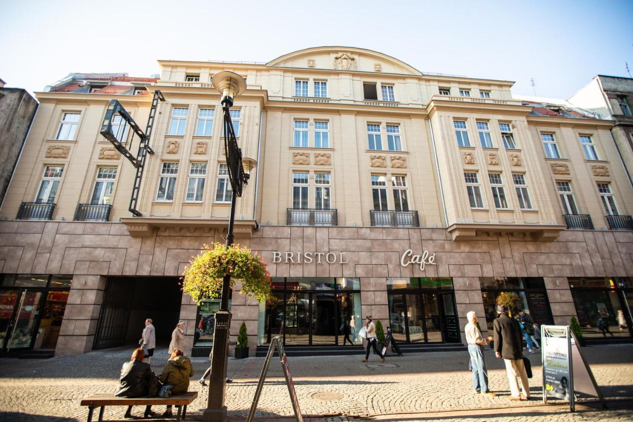 Bristol Economy Bed & Breakfast Bytom Ngoại thất bức ảnh